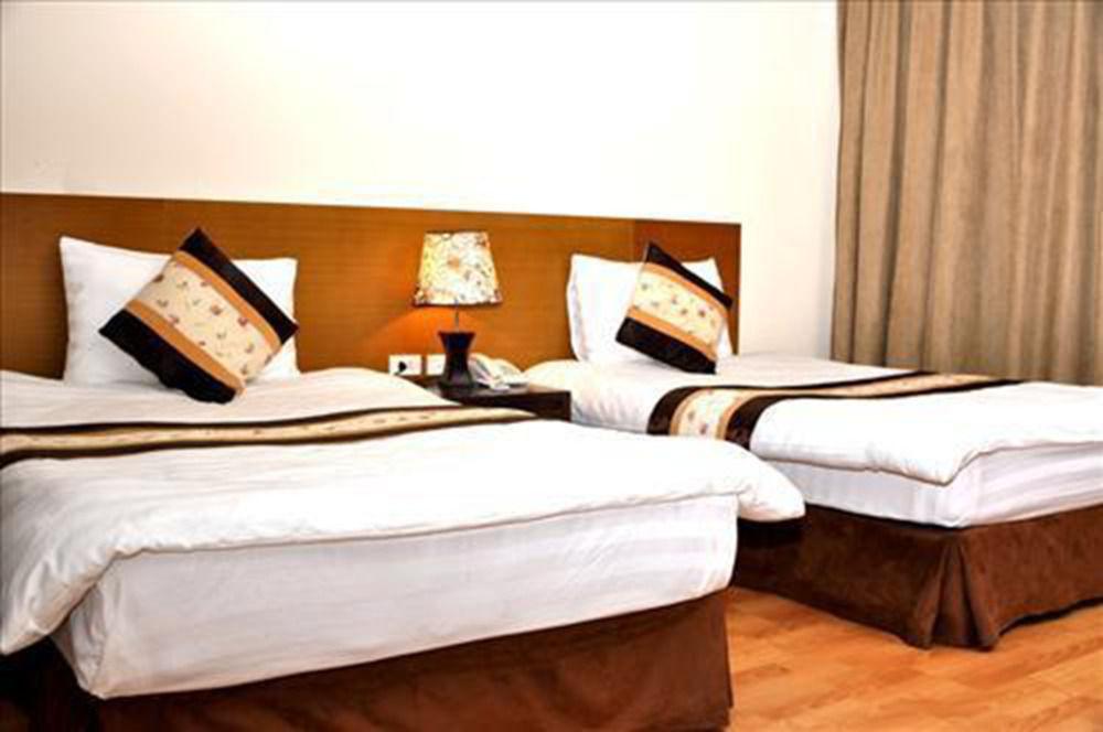 Hanoi Lucky Hn - By Bay Luxury Dış mekan fotoğraf